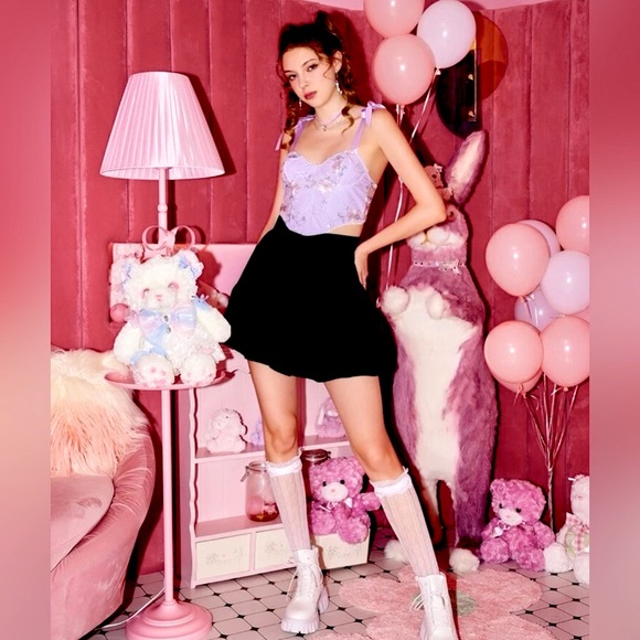 Romwe black high waisted pleated skirt size medium - Picture 4 of 5